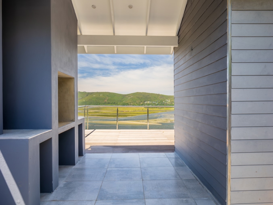 5 Bedroom Property for Sale in Knysna Heights Western Cape